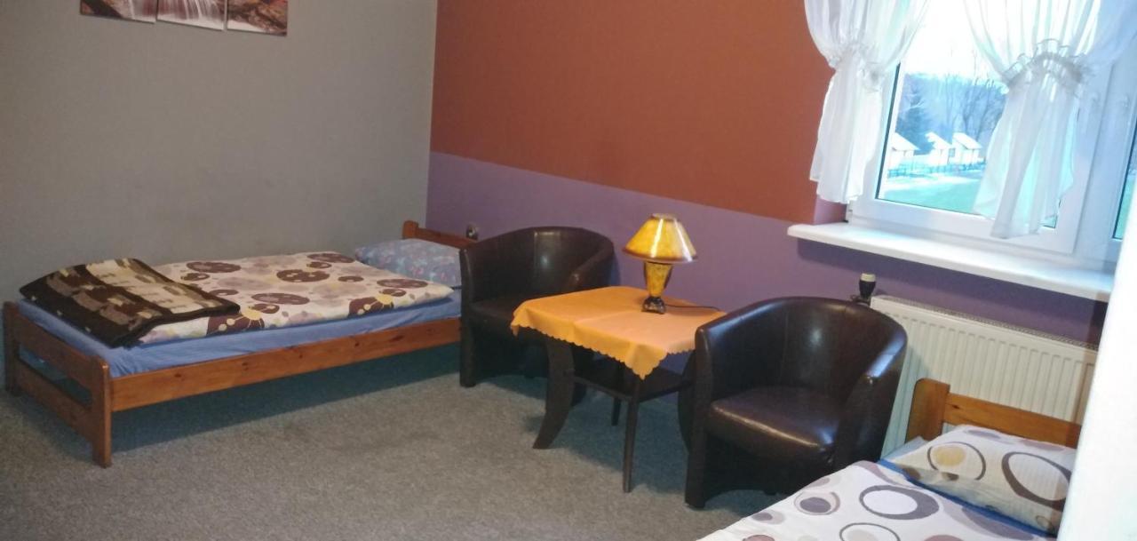 Auberge de jeunesse Osrodek Sportowo Wypoczynkowy Pustynia à Dębica Extérieur photo